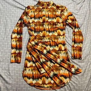 Long sleeve (M) mini dress